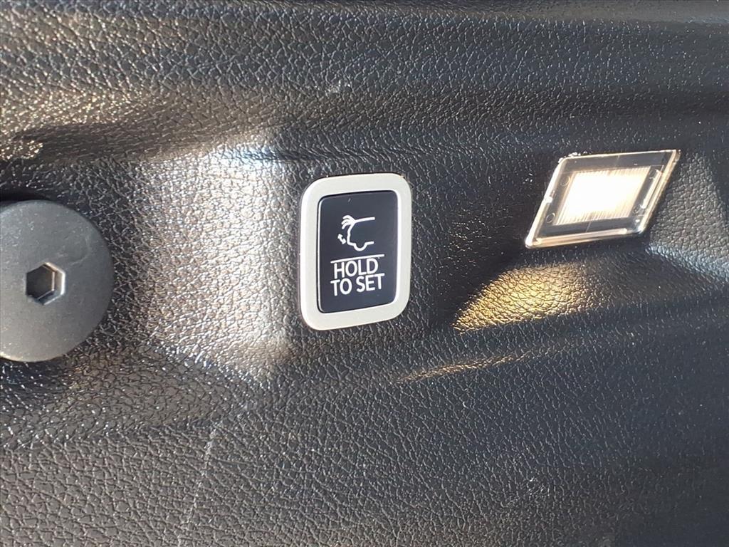 2021 Jeep Grand Cherokee Limited photo 23