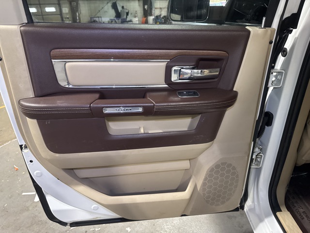 2013 Ram 2500 Laramie photo 23