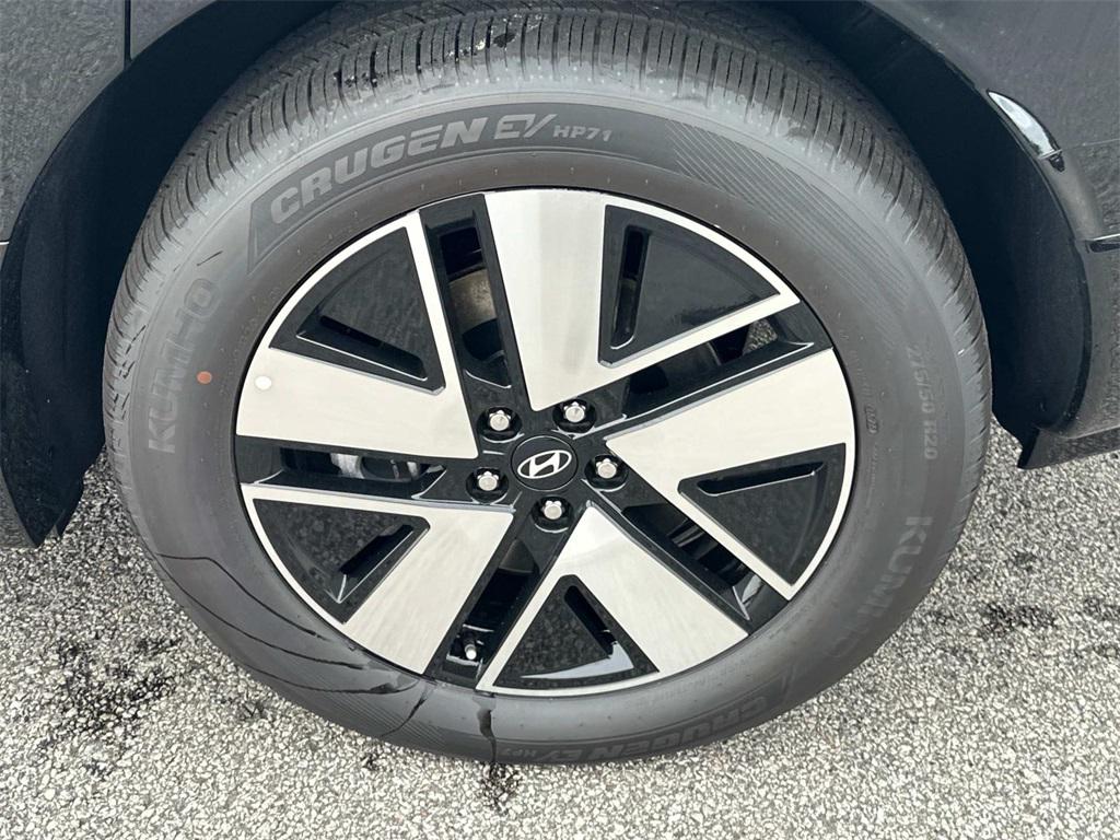 2026 Hyundai Ioniq SEL photo 8