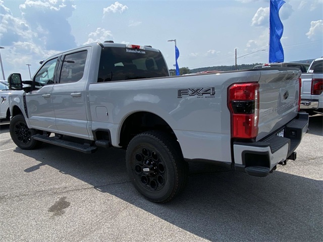 2026 Ford F-250 photo 3