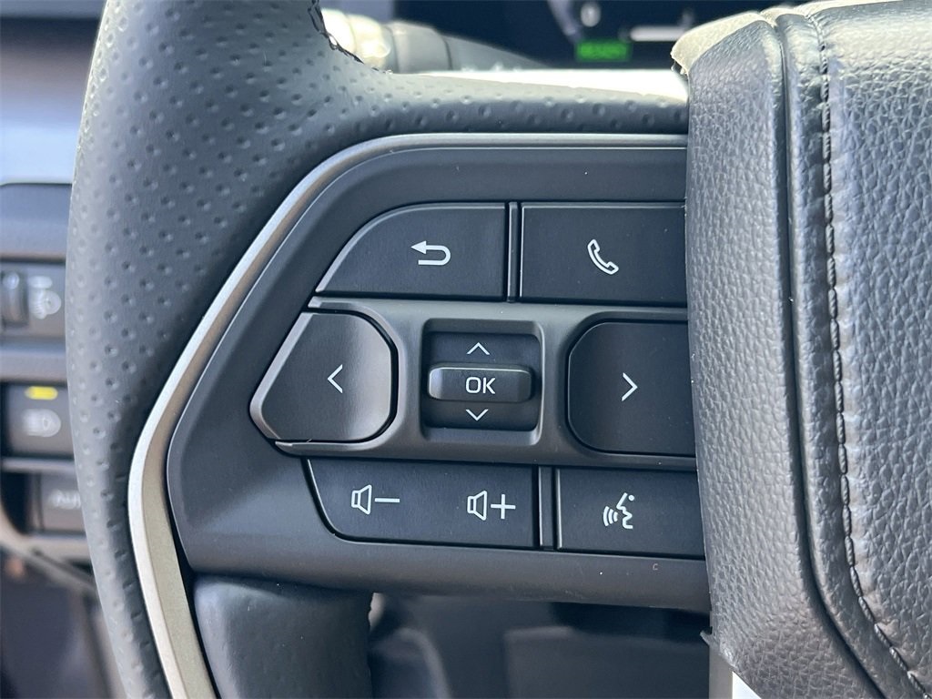2025 Toyota 4Runner photo 24