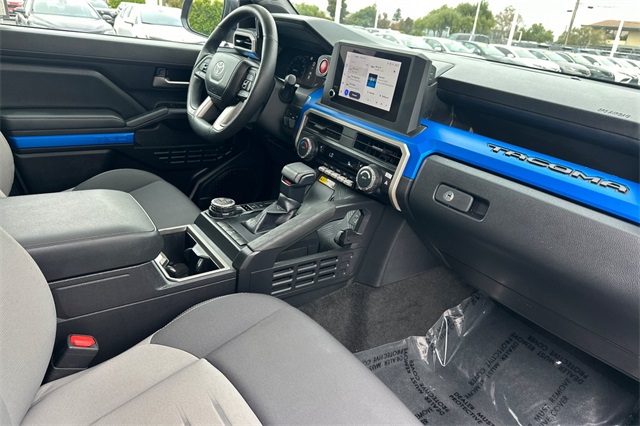2024 Toyota Tacoma TRD 4x4 photo 14