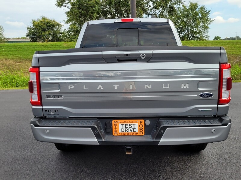 2023 Ford F-150 Platinum photo 9