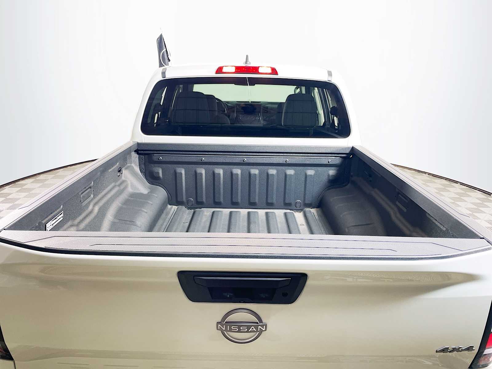 2024 Nissan Frontier S photo 20