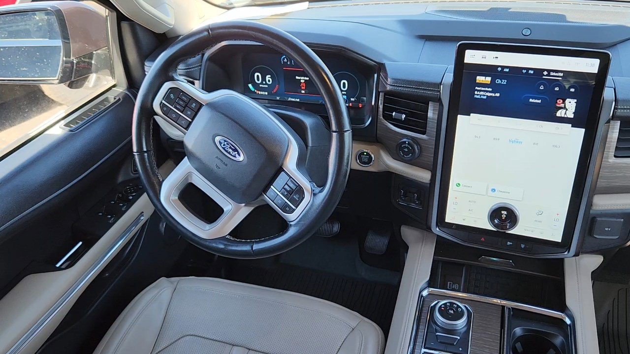 2023 Ford Expedition MAX Limited photo 5