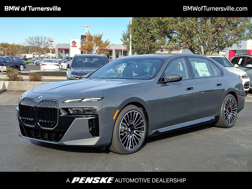 2026 BMW 7 Series 760i's photo