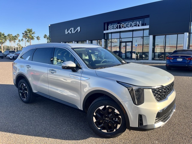 2026 Kia Sorento S's photo