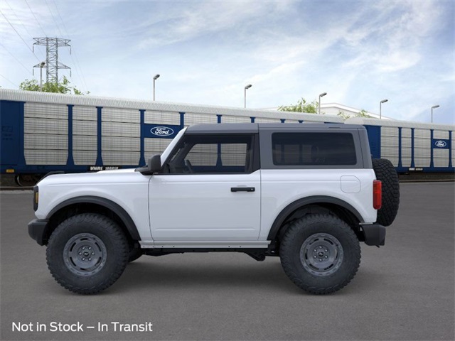 2025 Ford Bronco Base photo 3