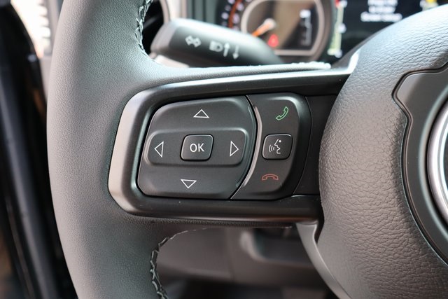 2025 Jeep Gladiator Sport S photo 10