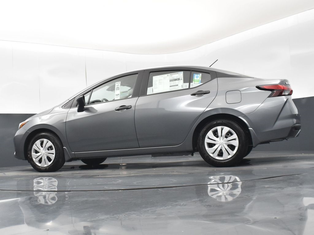 2025 Nissan Versa 1.6 S photo 29