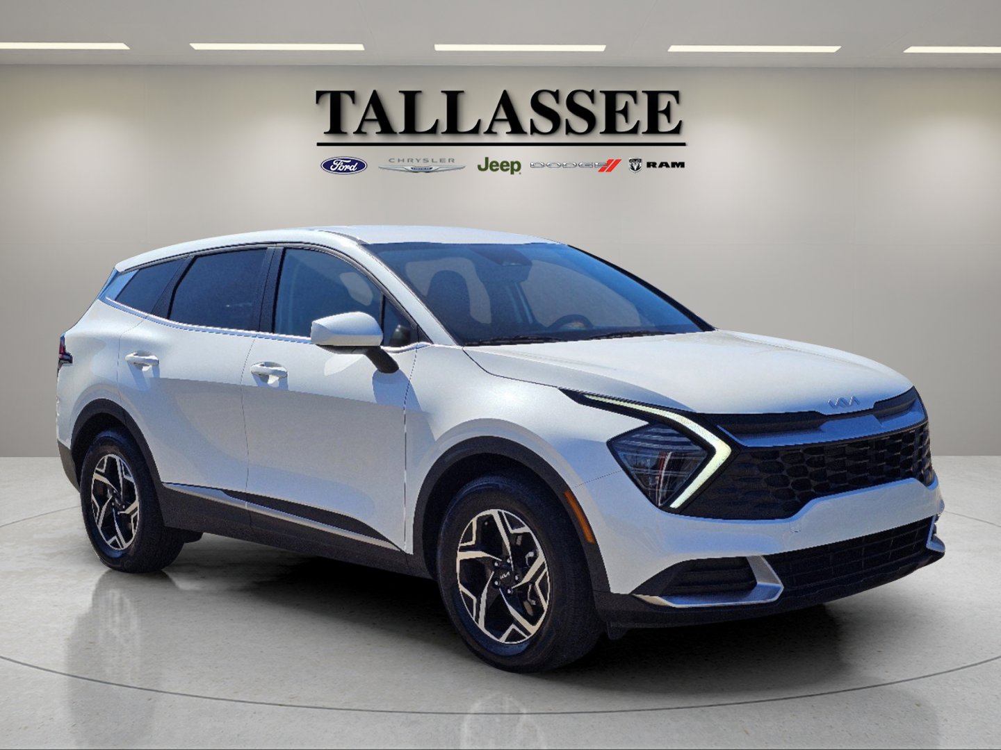 2024 Kia Sportage LX photo 3