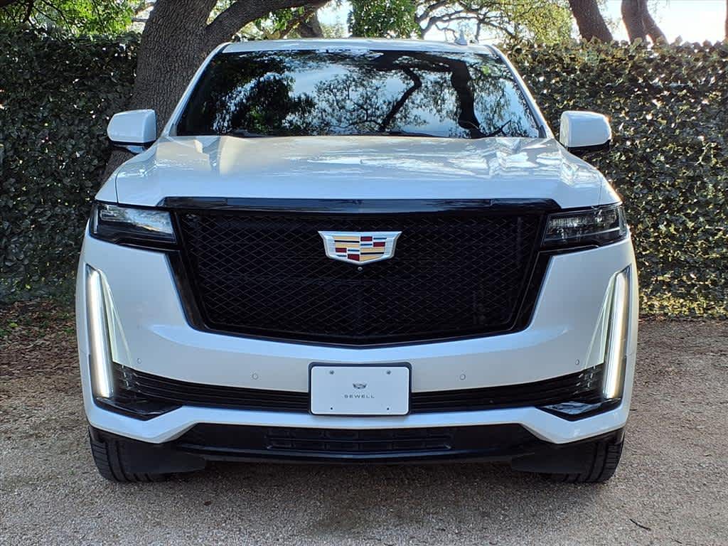 2021 Cadillac Escalade Sport photo 2