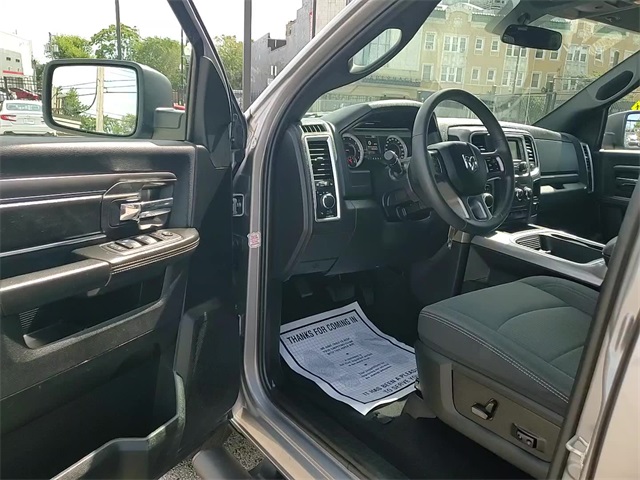 2023 Ram 1500 Classic Warlock photo 8