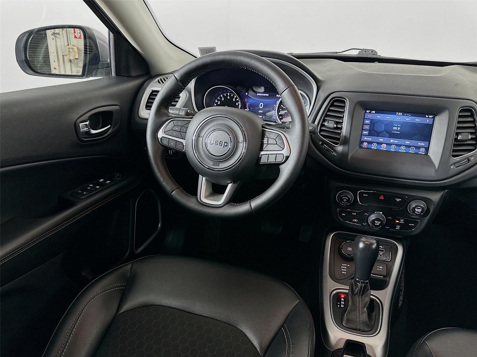 2020 Jeep Compass Latitude photo 21