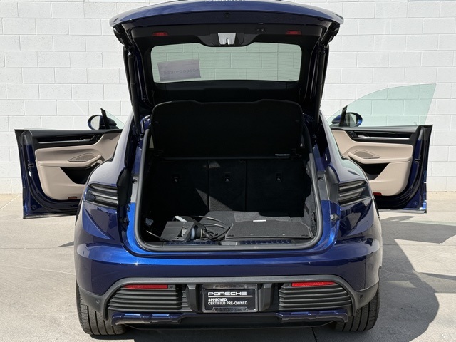 2025 Porsche Macan Electric 4 photo 23