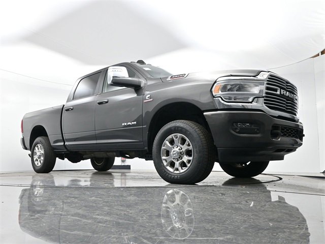 2024 Ram 3500 Laramie photo 19
