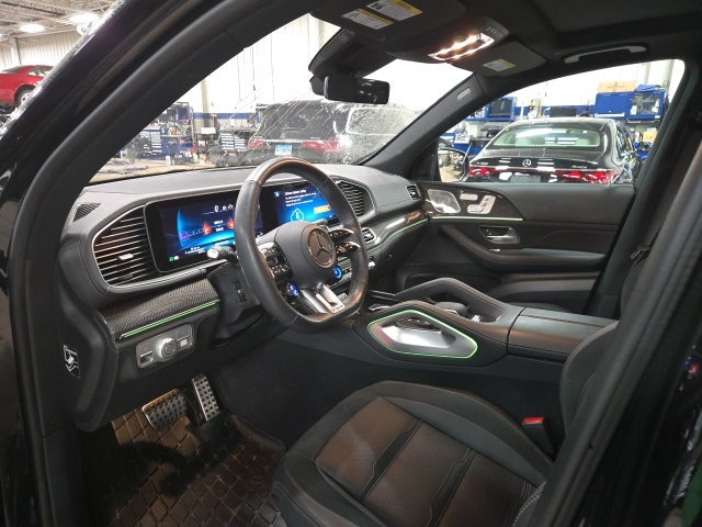 2024 Mercedes Benz GLE 53 AMG photo 3