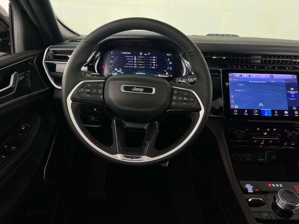2022 Jeep Grand Cherokee Trailhawk 4xe photo 11