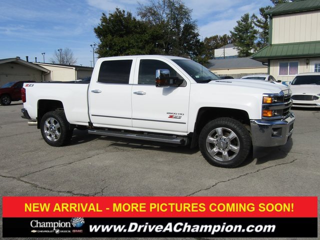 2018 Chevrolet Silverado 2500HD LTZ photo 3