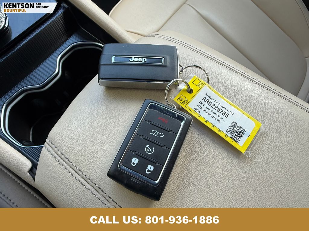 2024 Jeep Grand Cherokee Limited photo 37