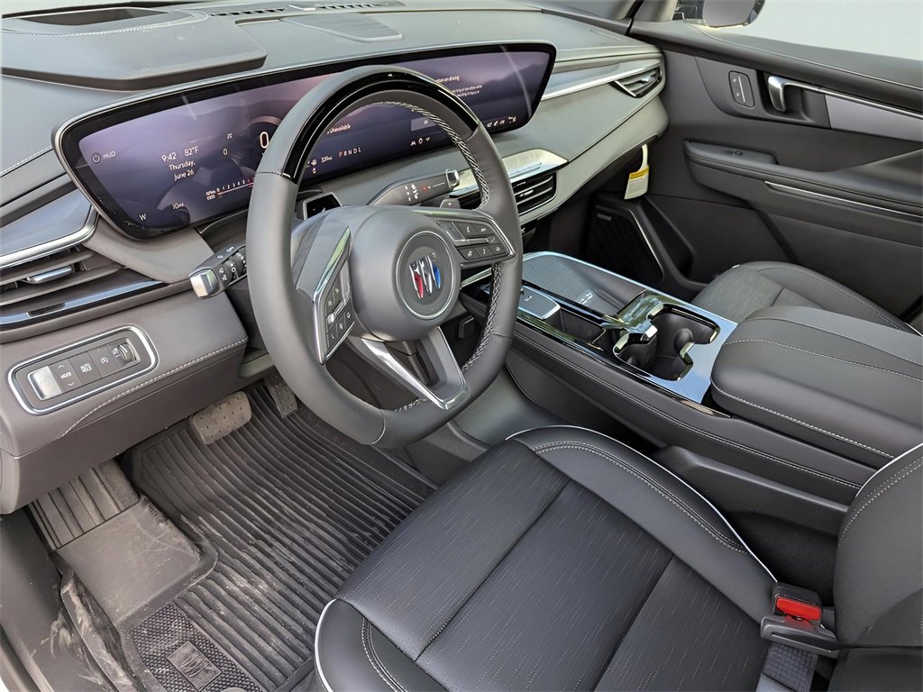 2025 Buick Enclave Sport Touring photo 7