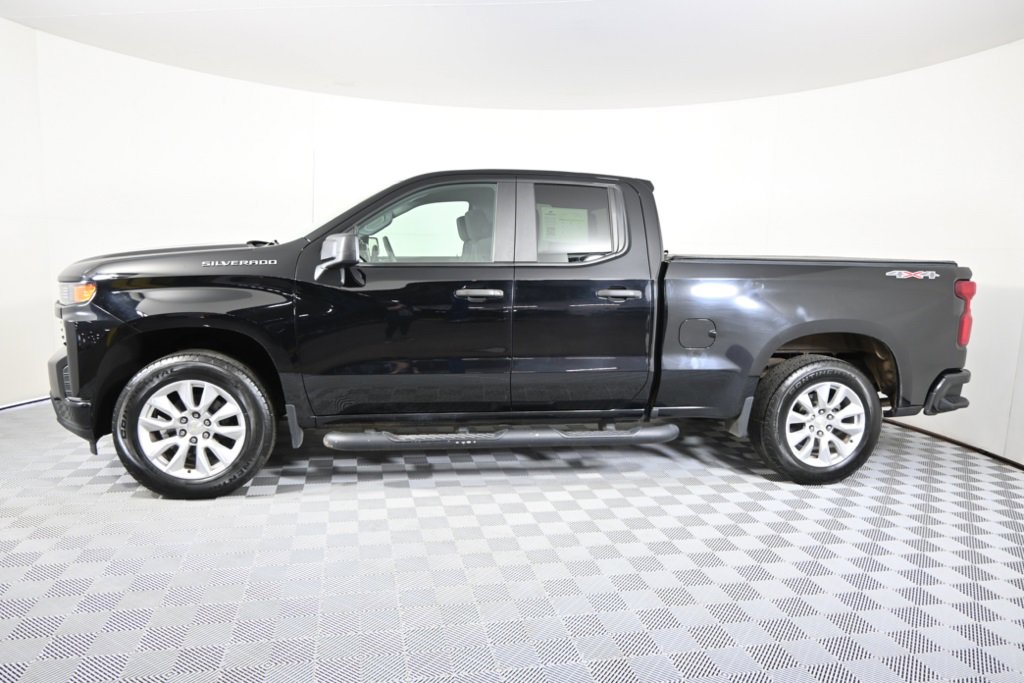 Used 2020 Chevrolet Silverado 1500 Custom with VIN 1GCRYBEF0LZ236785 for sale in Forest Lake, Minnesota