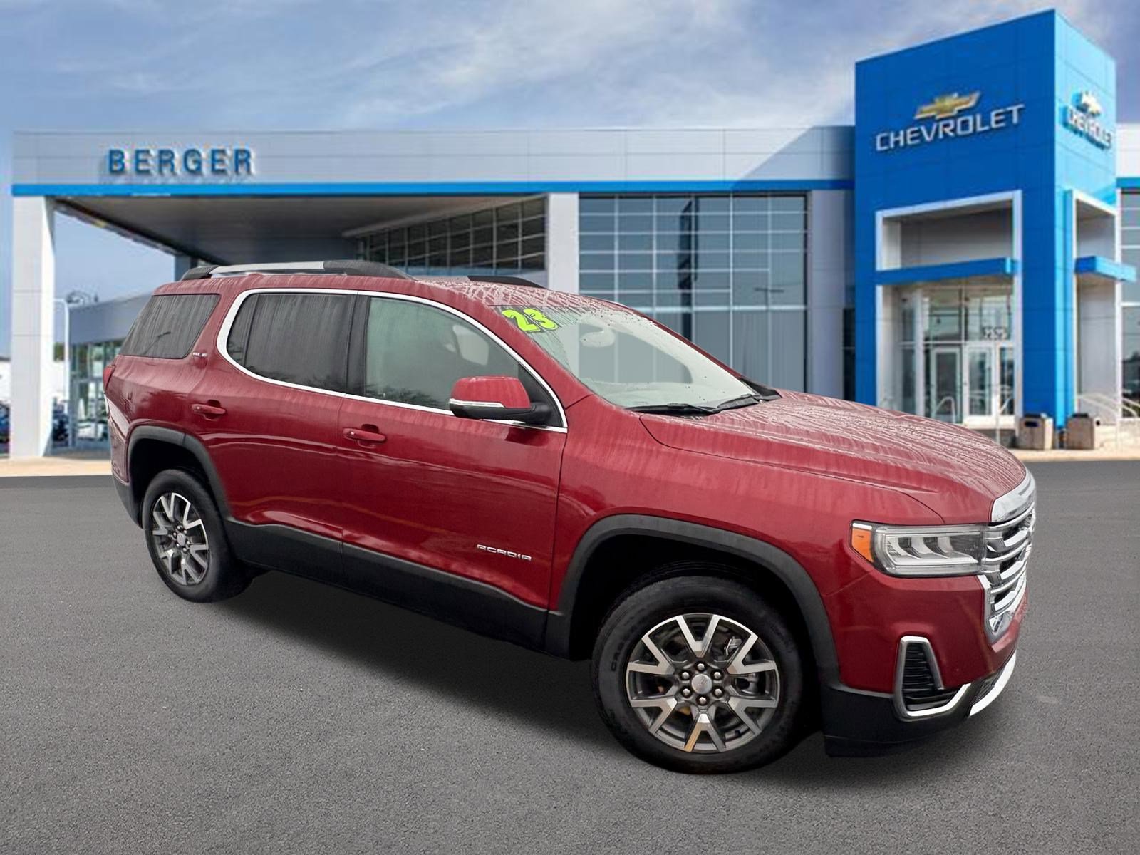 2023 GMC Acadia SLE's photo