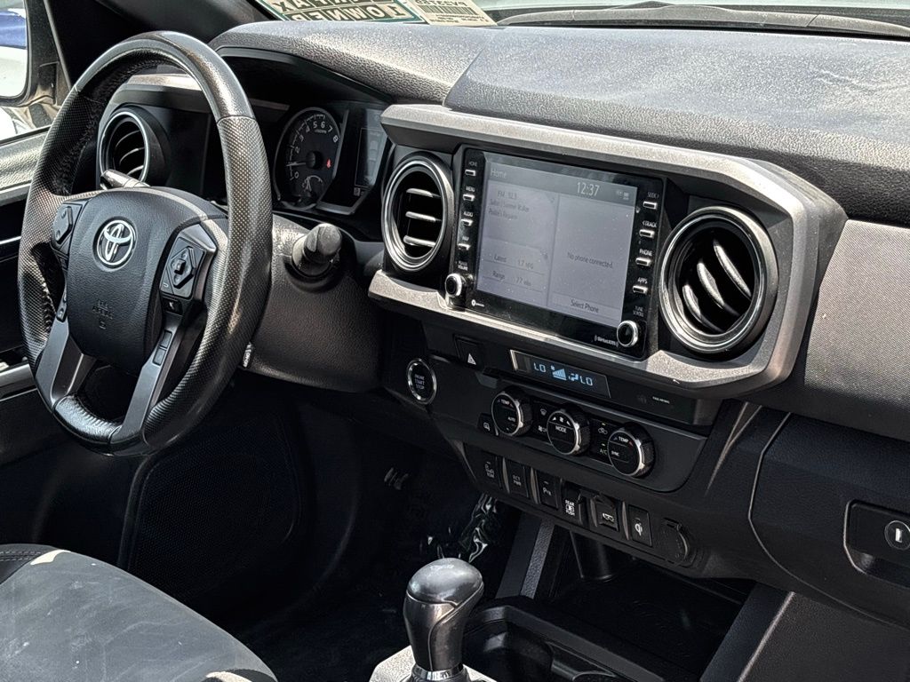 2022 Toyota Tacoma TRD Sport V6 photo 22