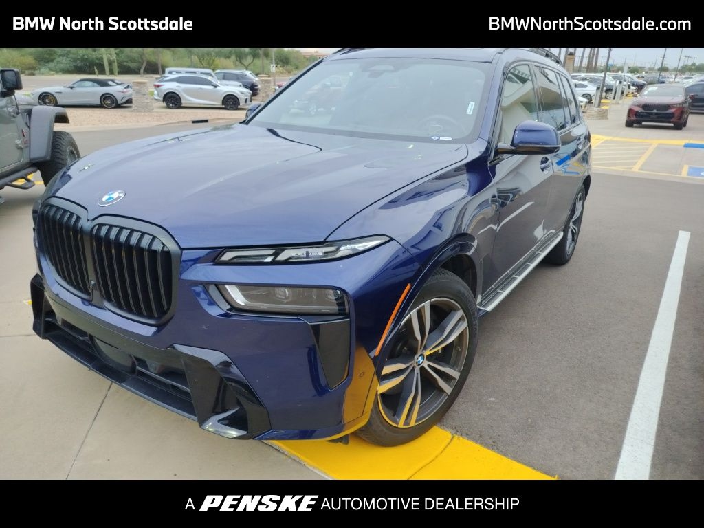 2023 BMW X7 40i's photo