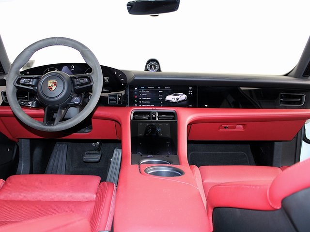 2021 Porsche Taycan 4S photo 13