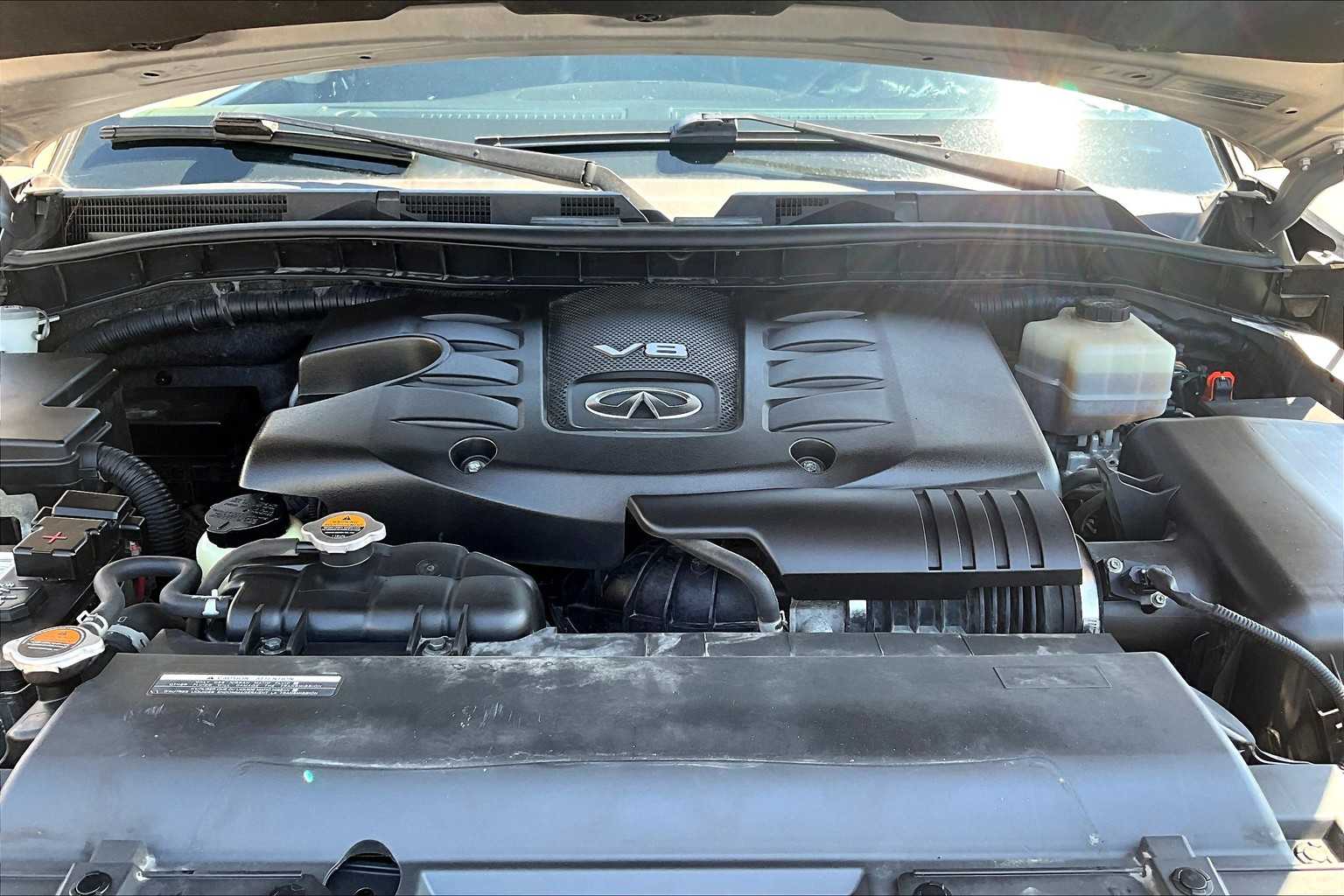 2016 Infiniti QX80 Limited photo 32