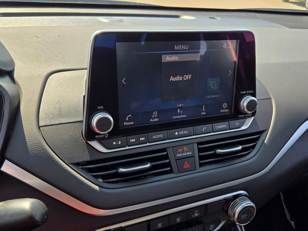 2022 Nissan Altima 2.5 SV photo 23