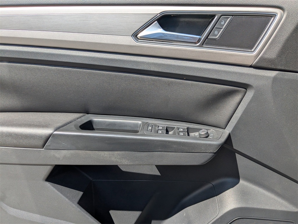 2019 Volkswagen Atlas V6 SE photo 19
