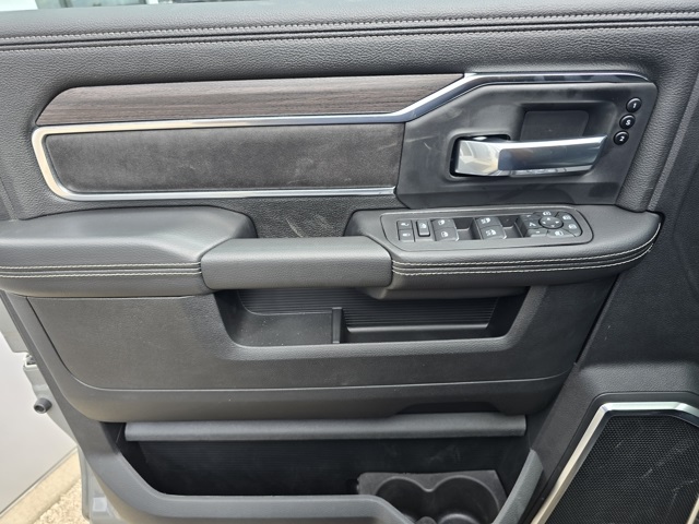 2026 Ram 2500 Laramie photo 20