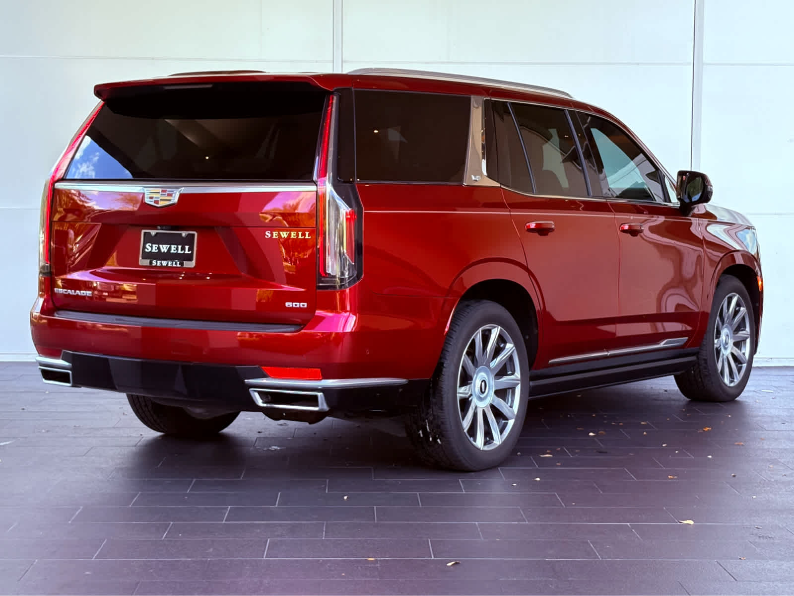 2023 Cadillac Escalade Premium Luxury Platinum photo 2