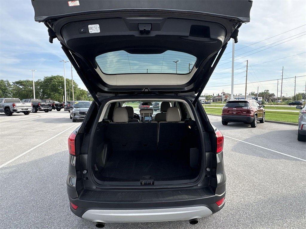 2019 Ford Escape Titanium photo 18