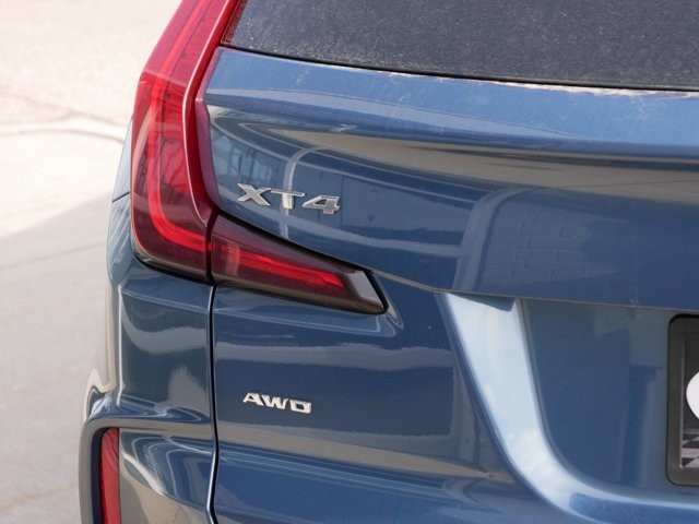 2024 Cadillac XT4 Premium Luxury photo 6