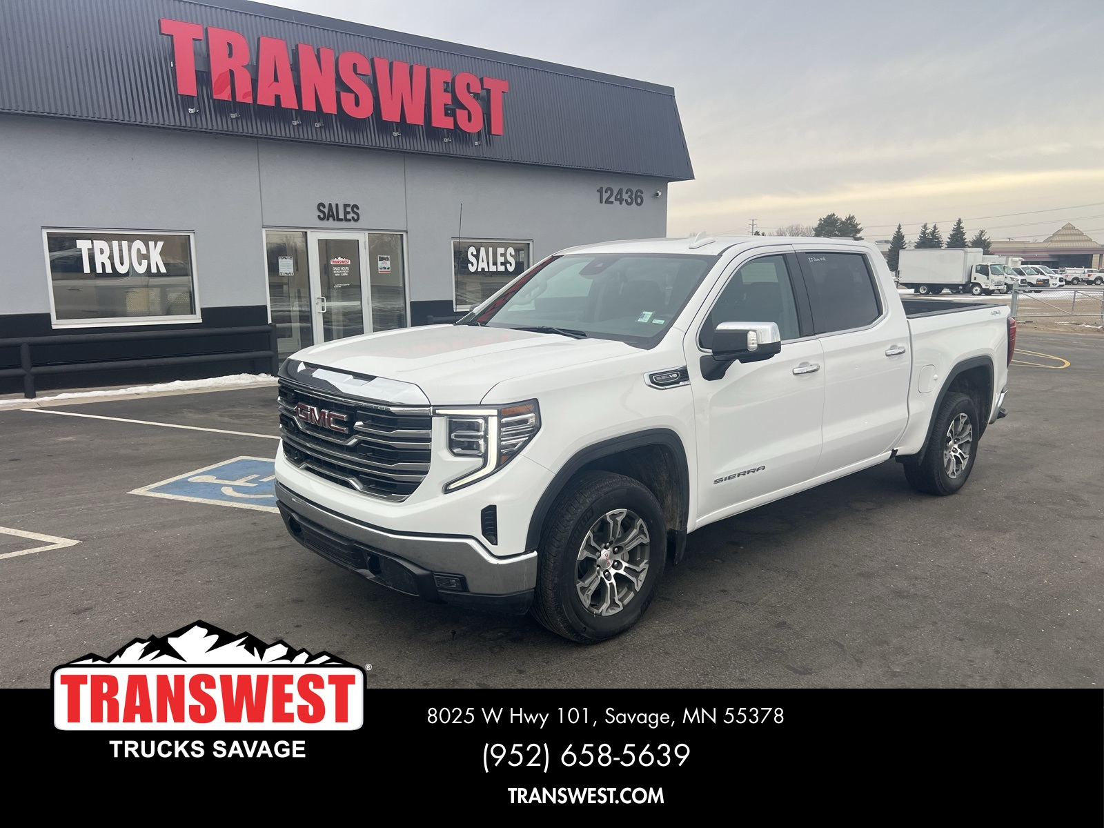 2025 GMC Sierra 1500 SLT's photo