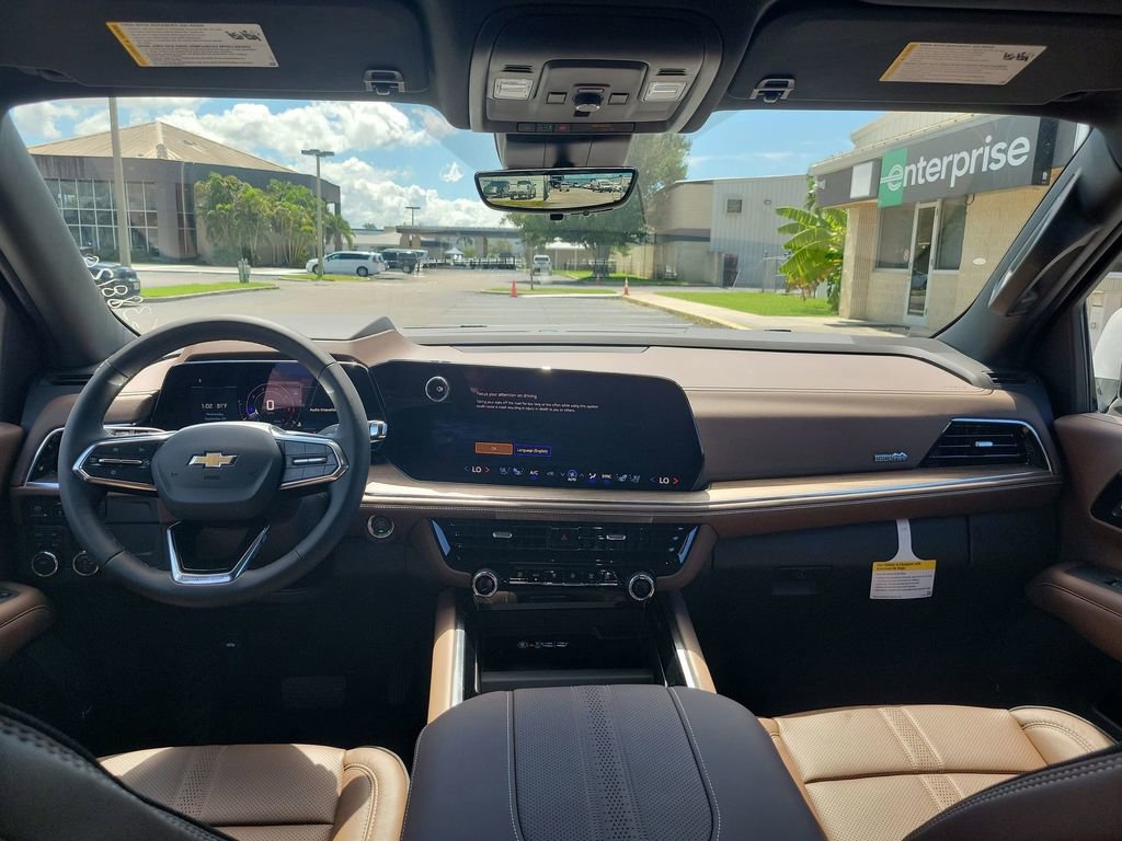 2025 Chevrolet Suburban High Country photo 10