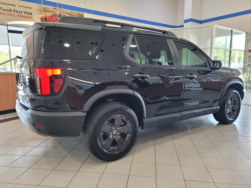 2026 Honda Passport photo 3