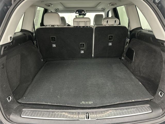 2022 Jeep Grand Cherokee Summit 4xe photo 3