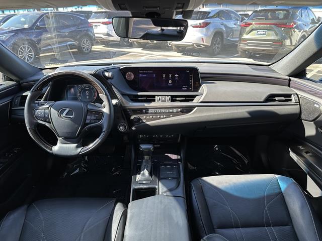 2020 Lexus ES 350 Luxury photo 15