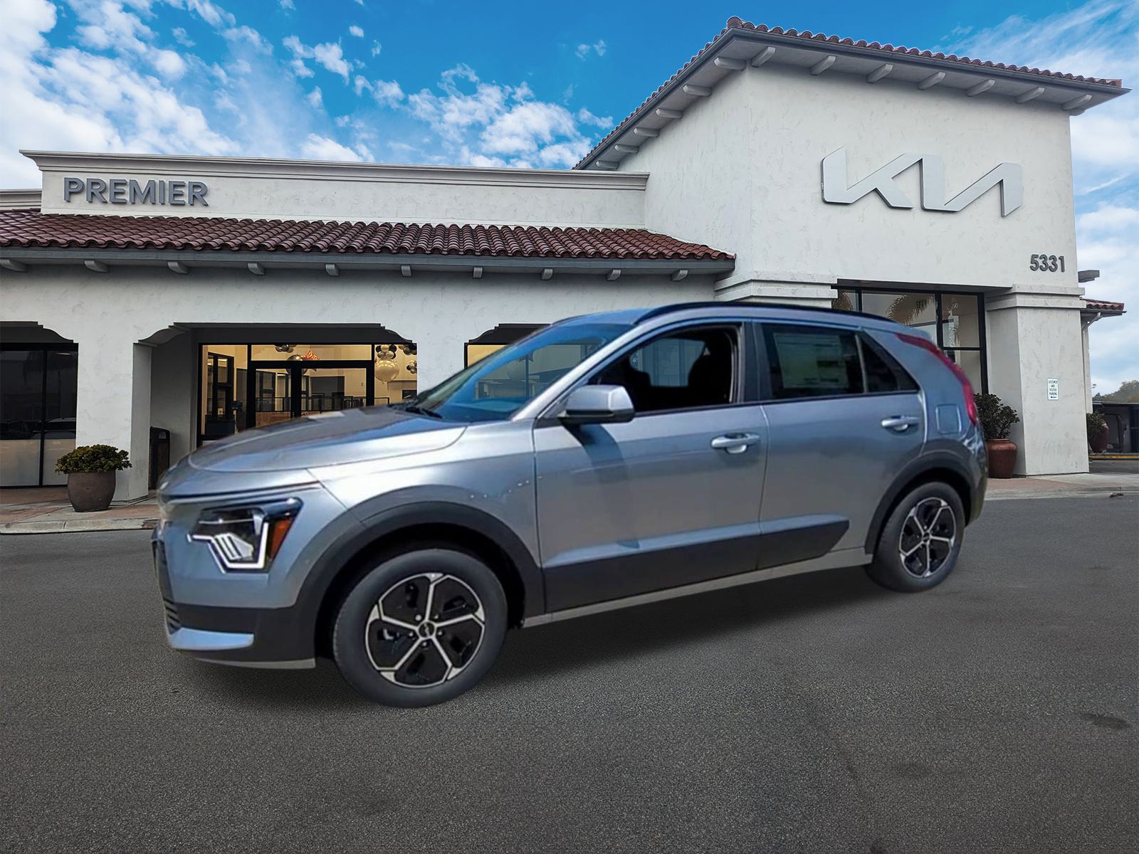 2025 Kia Niro LX photo 2