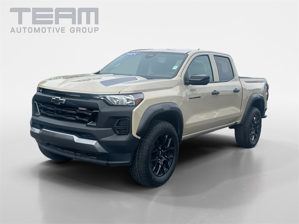 2024 Chevrolet Colorado Trail Boss photo 3
