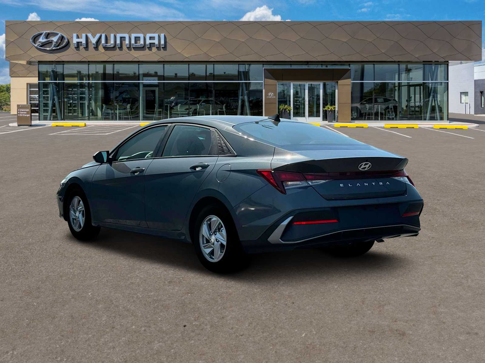 2025 Hyundai Elantra SE photo 4