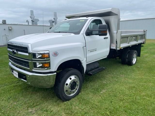 2024 Chevrolet Silverado 4500 Medium Duty Chassis Cab Work Truck's photo