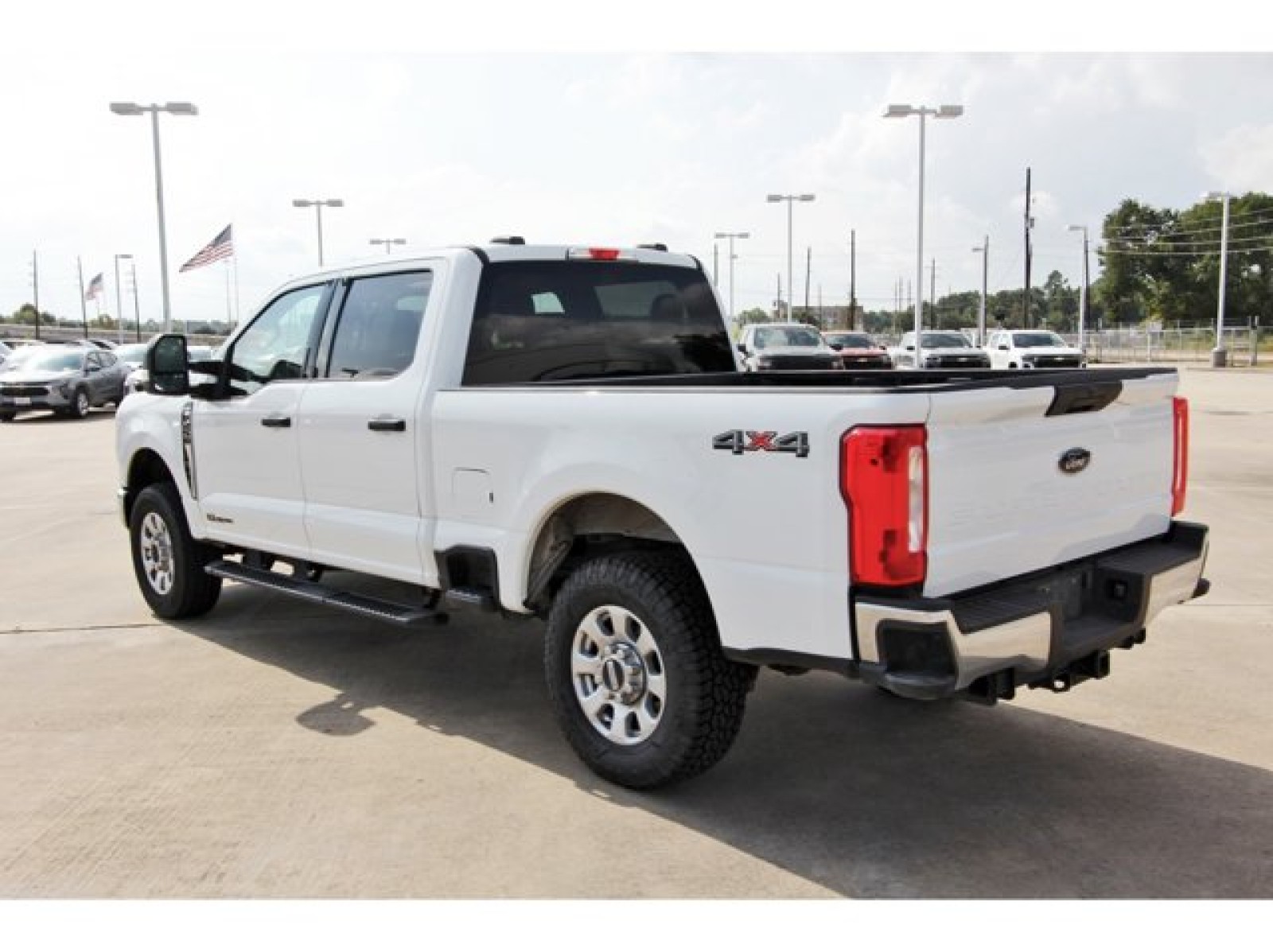 2024 Ford Super Duty F-250 SRW XLT - 3