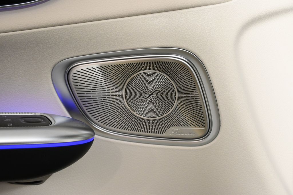 2025 Mercedes Benz GLC 300 4MATIC photo 23
