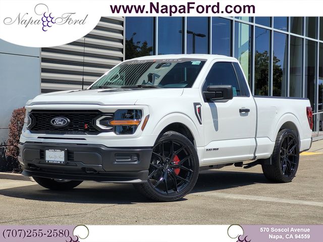 2025 Ford F-150 XL's photo