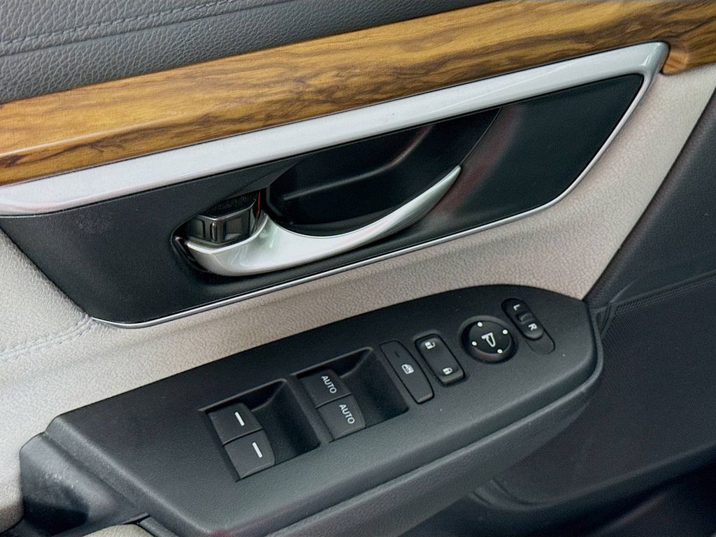 2018 Honda CR-V EX photo 14